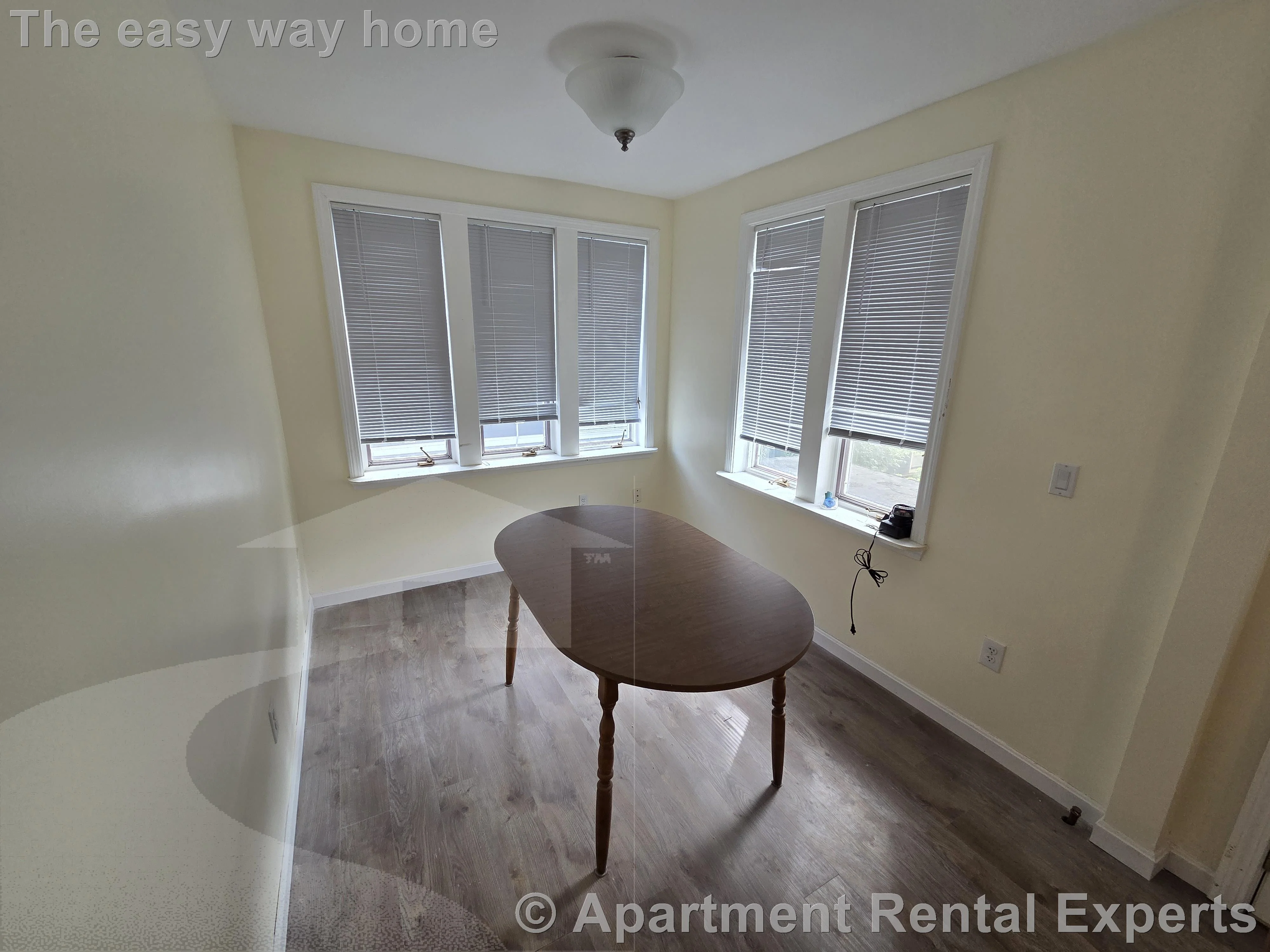 3 bed, 1 bath apartment for rent at 26 Rogers Ave Unit 2, Davis Square — photo 3 of 5