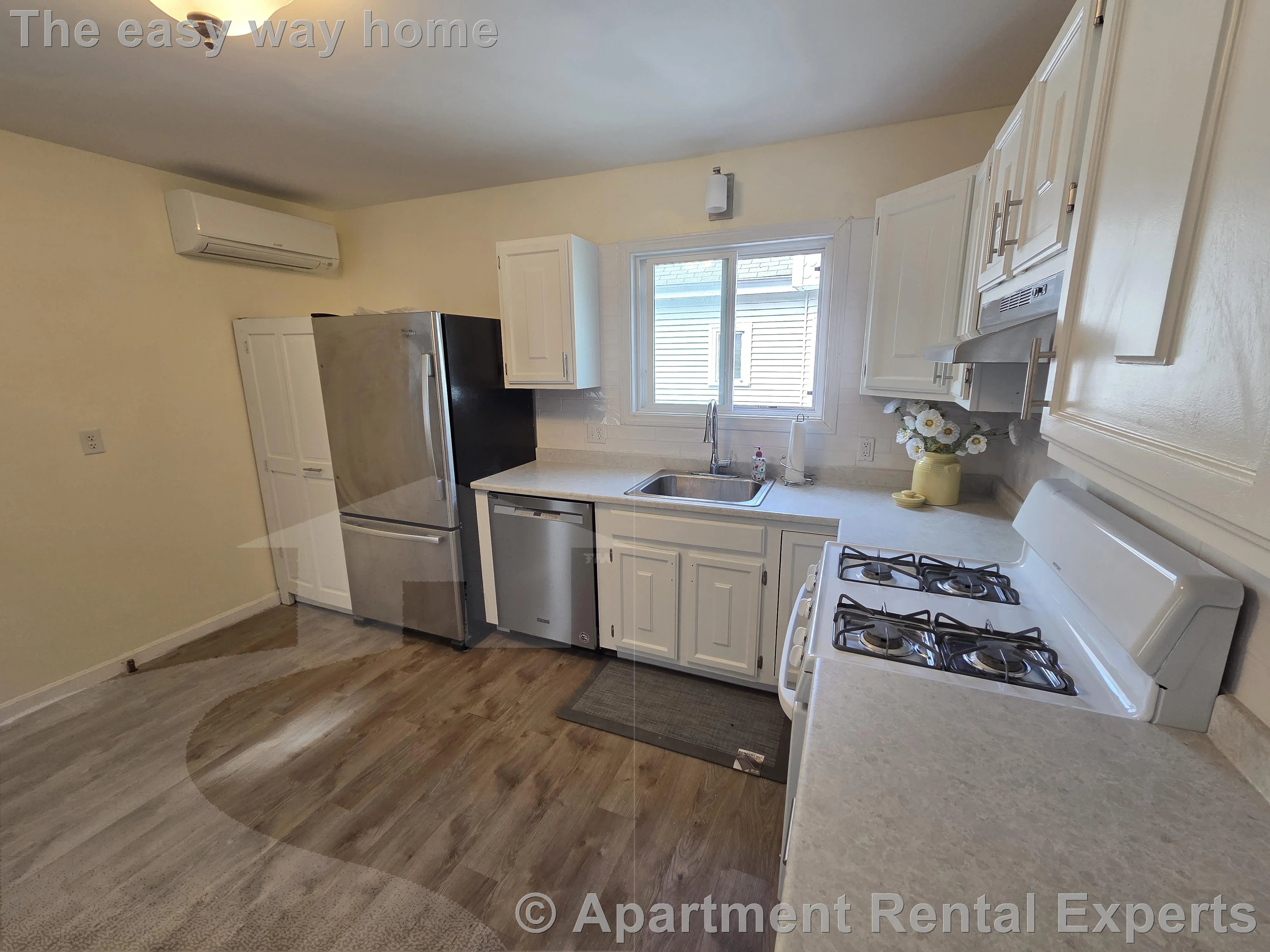 3 bed, 1 bath apartment for rent at 26 Rogers Ave Unit 2, Davis Square — photo 2 of 5