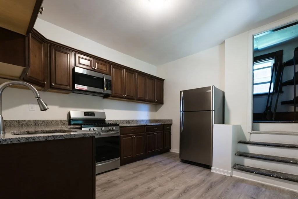 2 bed, 1 bath apartment for rent at 26 Rosedale St Unit 2, Dorchester — photo 3 of 15