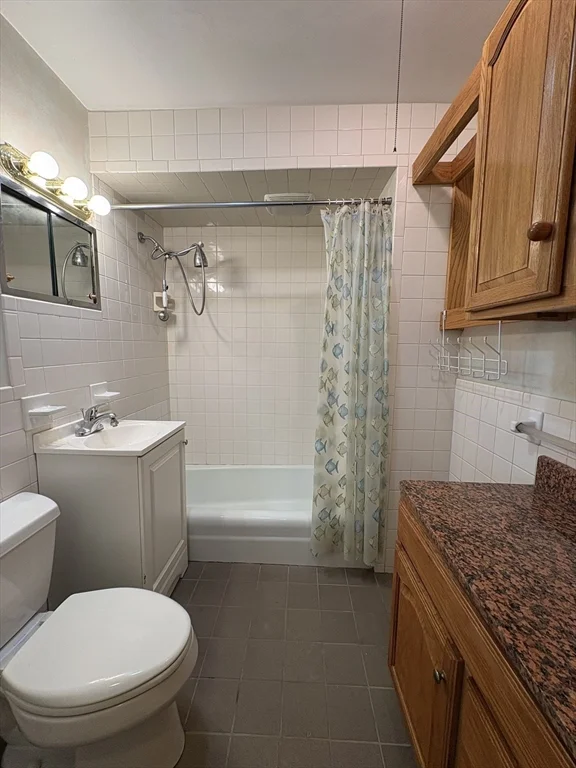 2 bed, 1 bath apartment for rent at 26 Saint James St Unit 26, Newton — photo 10 of 13