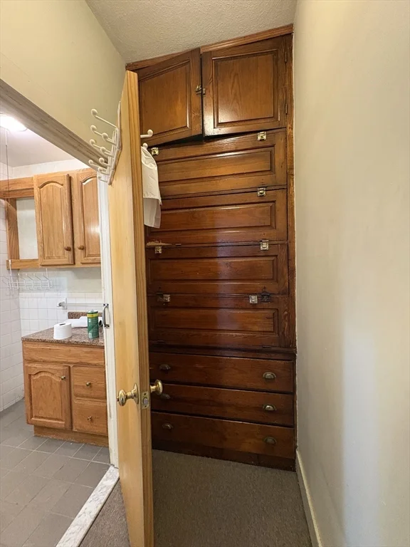 2 bed, 1 bath apartment for rent at 26 Saint James St Unit 26, Newton — photo 8 of 13