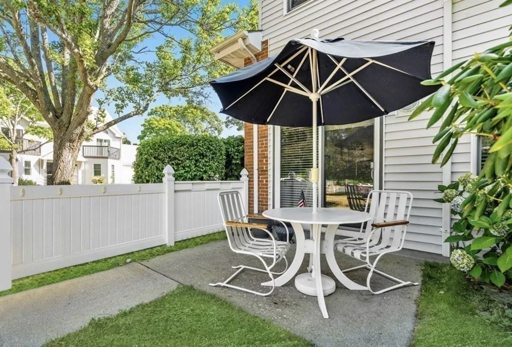 2 bed, 1 bath apartment for rent at 26 School St Unit 1, Gun Rock — photo 14 of 17