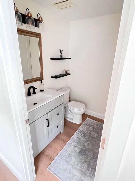 2 bed, 1 bath apartment for rent at 26 School St Unit 1, Gun Rock — photo 6 of 17
