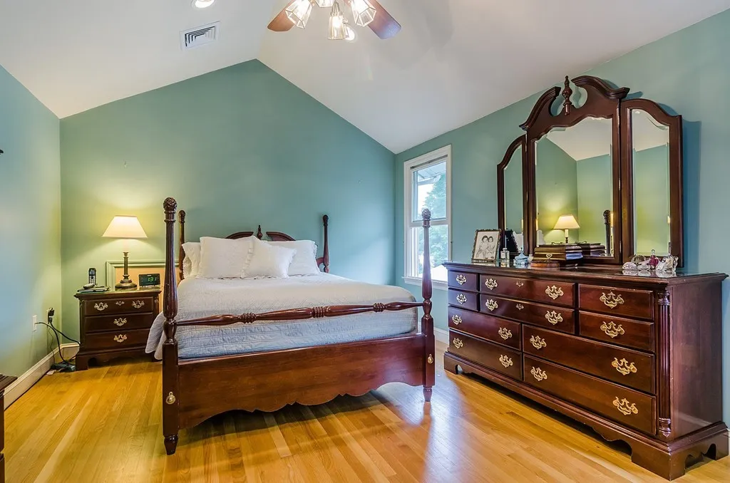 3 bed, 2 bath apartment for rent at 26 South Gate Park Unit 2, West Newton — photo 14 of 17