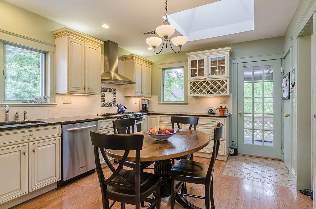 3 bed, 2 bath apartment for rent at 26 South Gate Park Unit 2, West Newton — photo 6 of 17