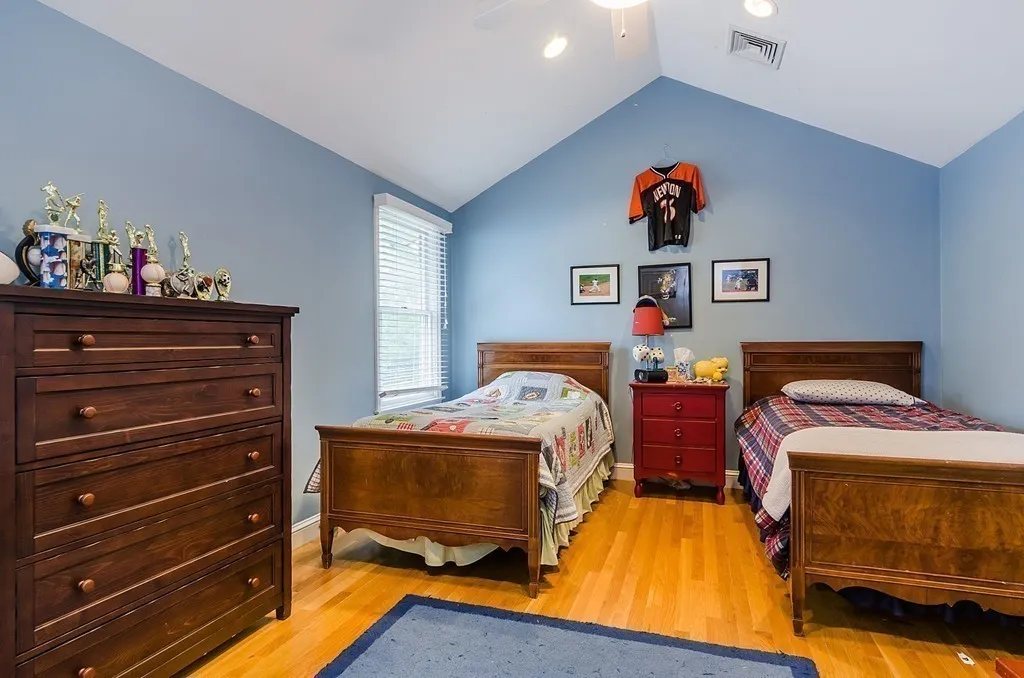 3 bed, 2 bath apartment for rent at 26 South Gate Park Unit 2, West Newton — photo 11 of 17