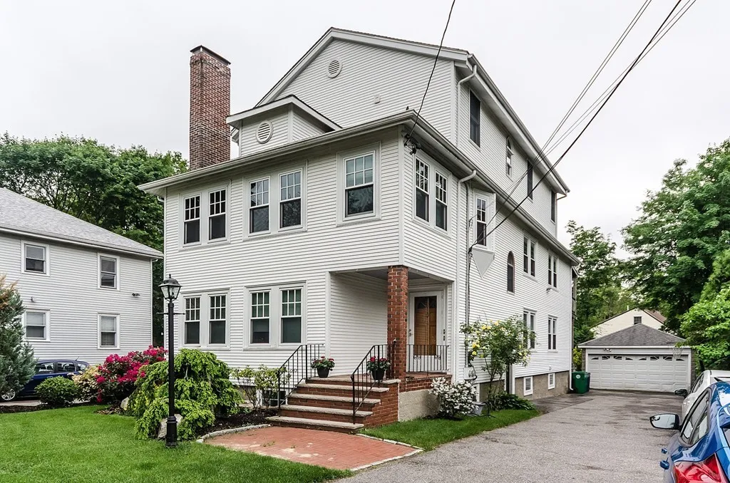 3 bed, 2 bath apartment for rent at 26 South Gate Park Unit 2, West Newton — photo 2 of 17