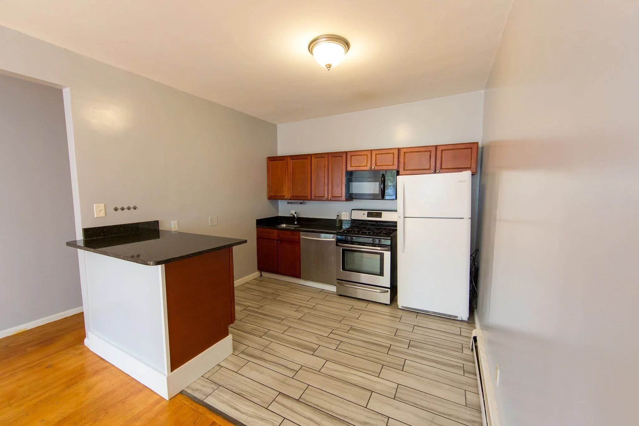 3 bed, 1 bath apartment for rent at 26 South Huntington Ave Unit 2, Coolidge Corner — photo 1 of 11