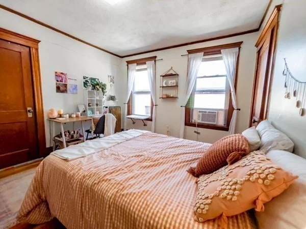 3 bed, 1 bath apartment for rent at 26 St Rose St Unit 1, Jamaica Plain — photo 28 of 40