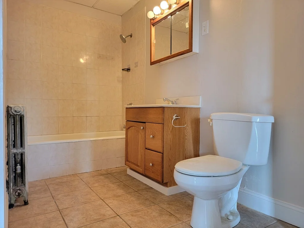 2 bed, 1 bath apartment for rent at 26 Stebbins St Unit 2, Worcester — photo 6 of 13