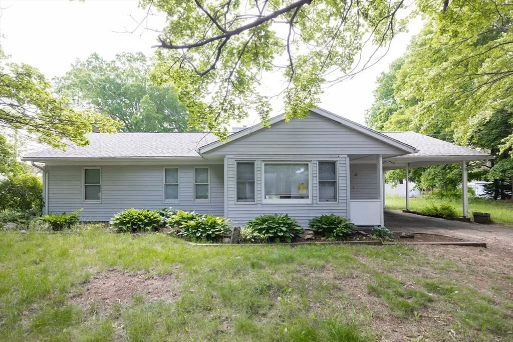 3 bed, 2 bath apartment for rent at 26 Steven Rd, Westborough