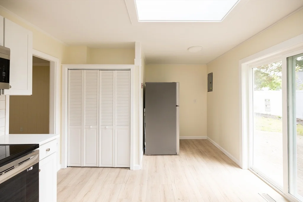 3 bed, 2 bath apartment for rent at 26 Steven Rd, Westborough — photo 11 of 25