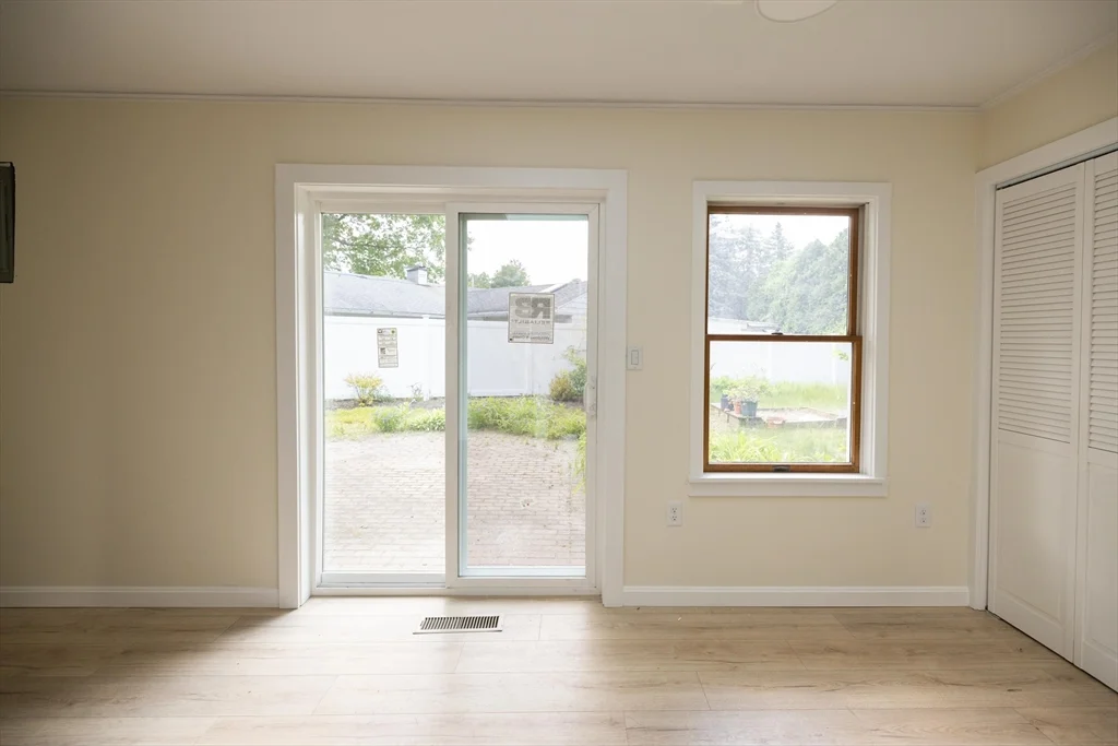 3 bed, 2 bath apartment for rent at 26 Steven Rd, Westborough — photo 6 of 25