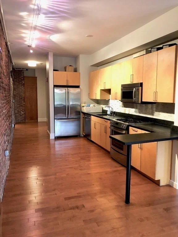 2 bed, 2 bath apartment for rent at 26 Stillman Unit 2-3, North End — photo 6 of 18