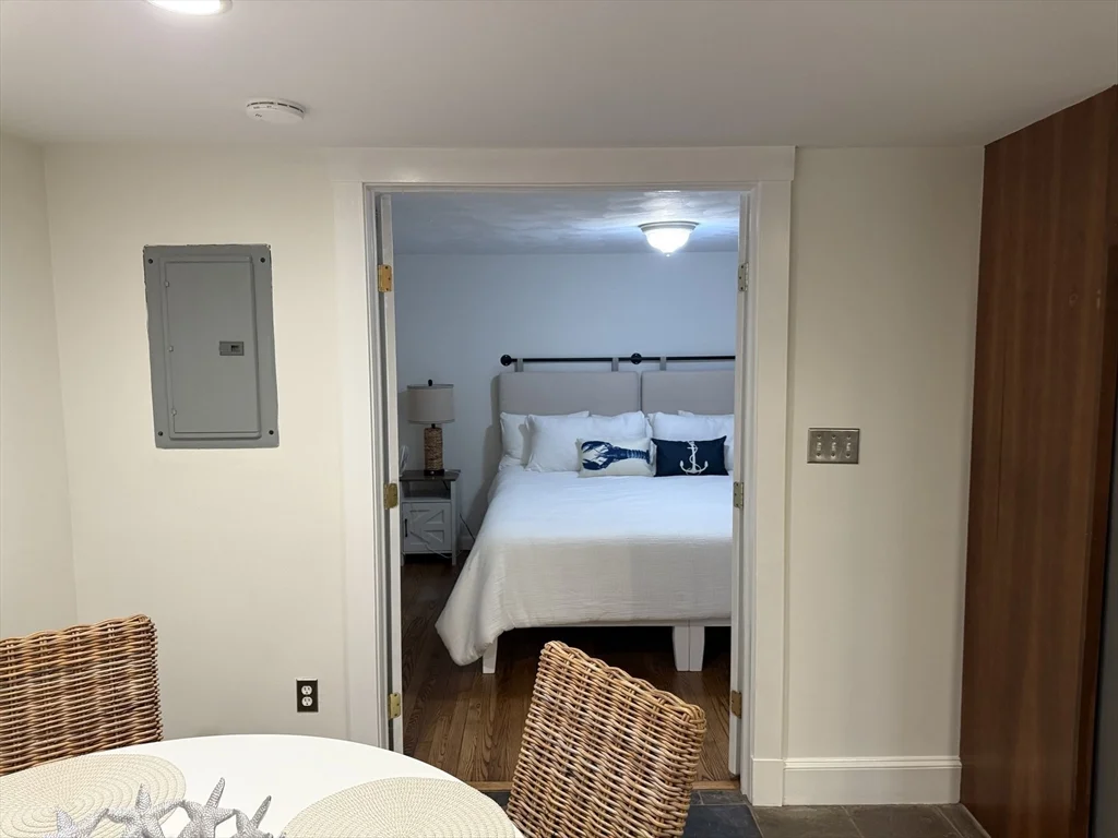 1 bed, 1 bath apartment for rent at 26 Summer Unit 4, Old Town — photo 17 of 31