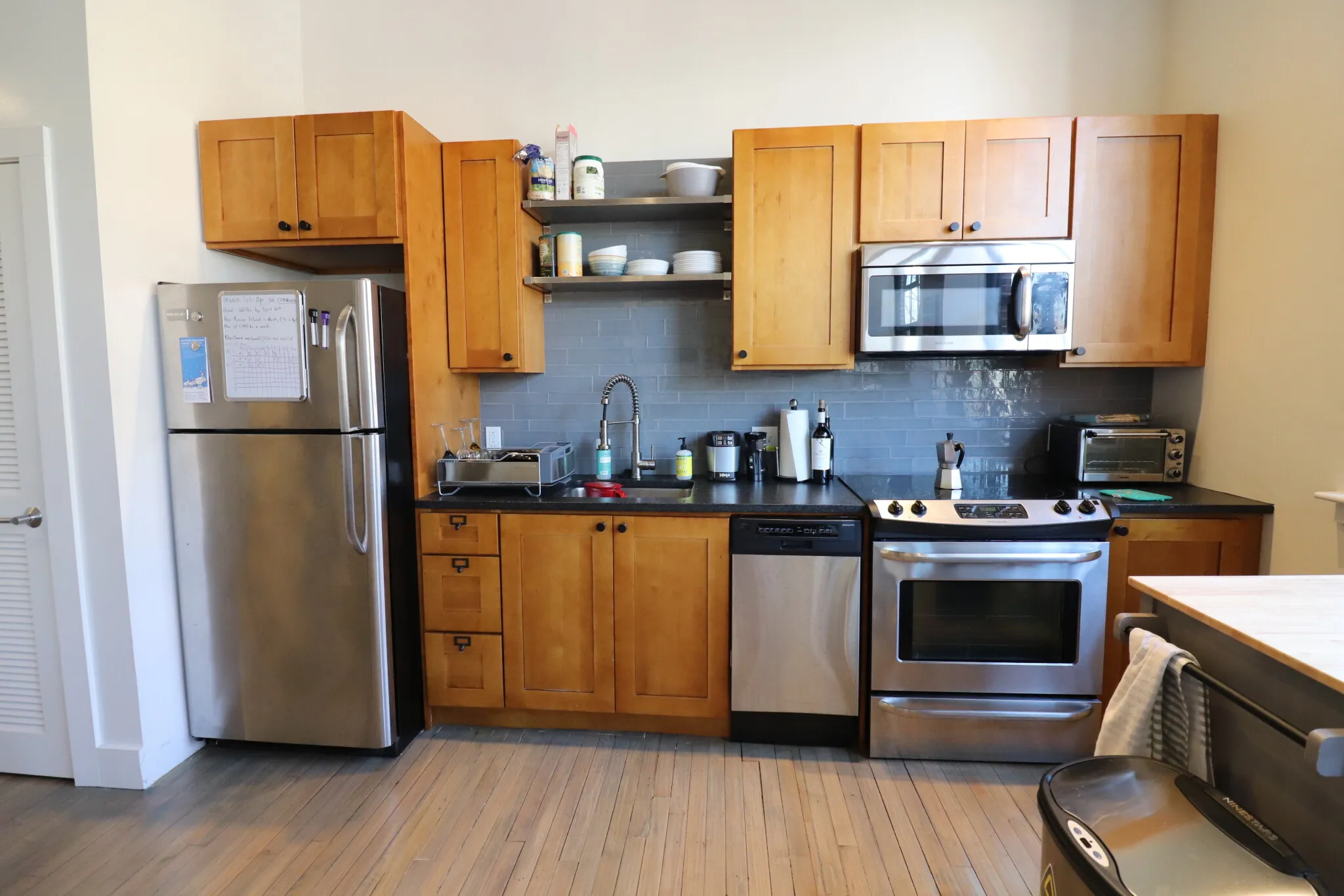 Studio bed, 1 bath apartment for rent at 26 Sunnyside St Unit 15, Jamaica Plain — photo 3 of 9