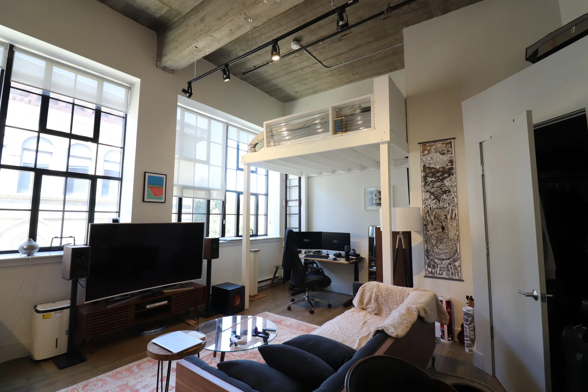 Studio bed, 1 bath apartment for rent at 26 Sunnyside St Unit 15, Jamaica Plain — photo 6 of 9