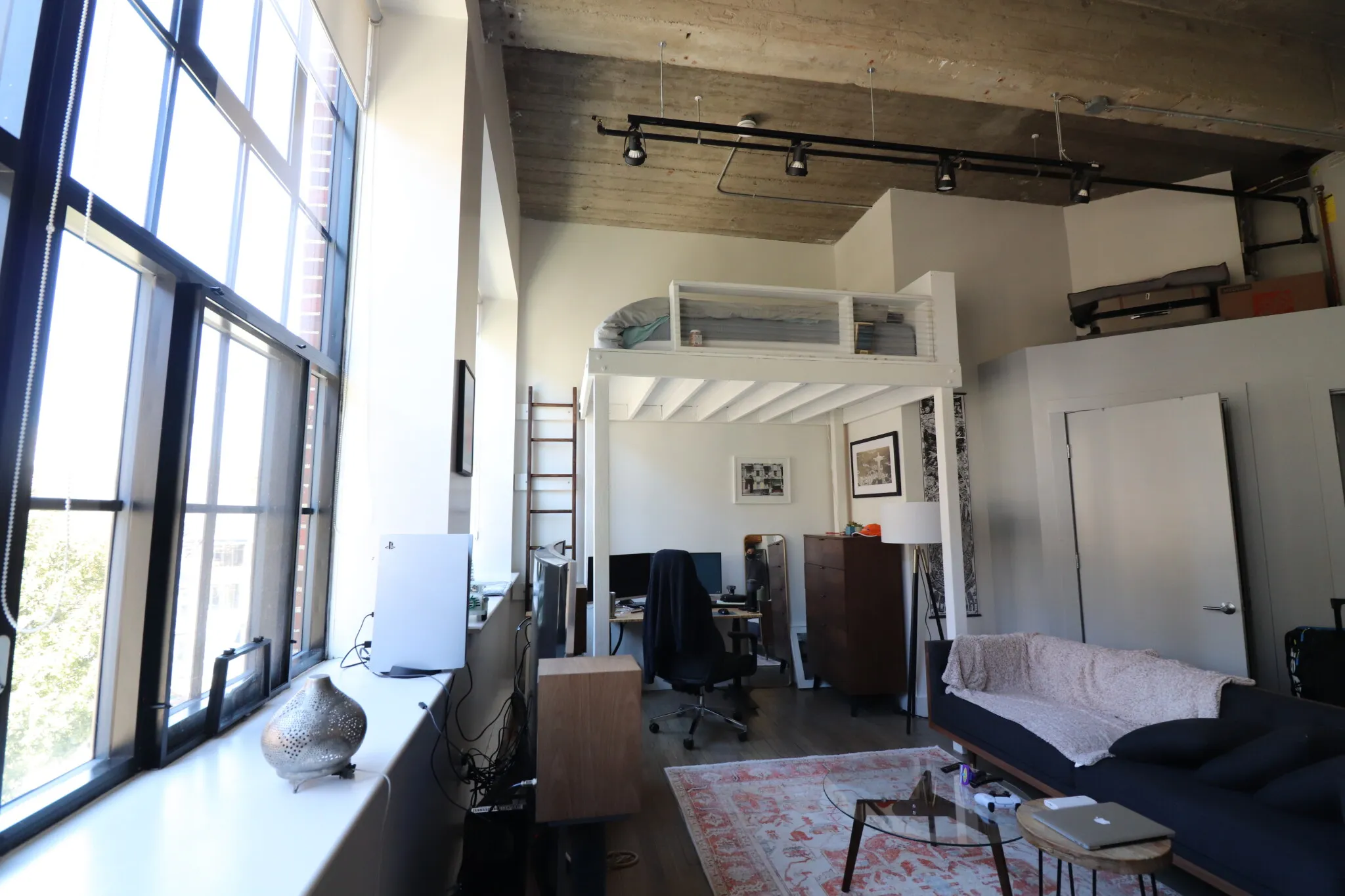 Studio bed, 1 bath apartment for rent at 26 Sunnyside St Unit 15, Jamaica Plain — photo 7 of 9