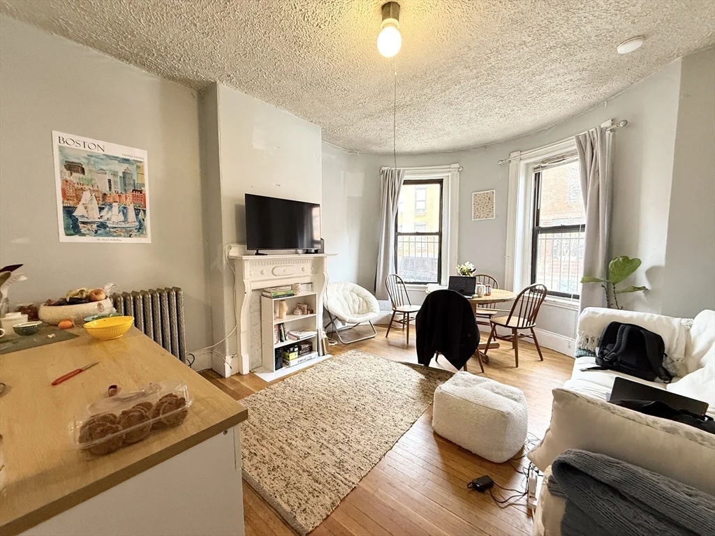 2 bed, 1 bath apartment for rent at 26 Symphony Unit 1, Fenway — photo 4 of 8