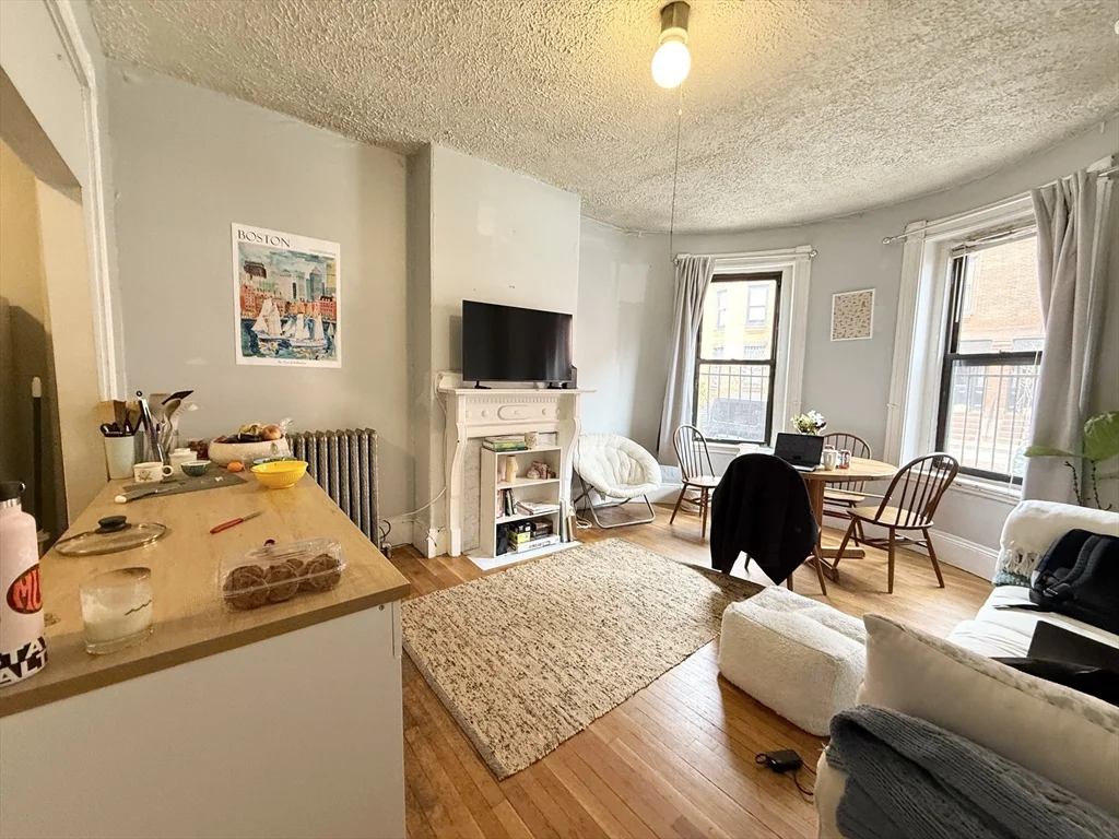 2 bed, 1 bath apartment for rent at 26 Symphony Unit 1, Fenway — photo 3 of 8