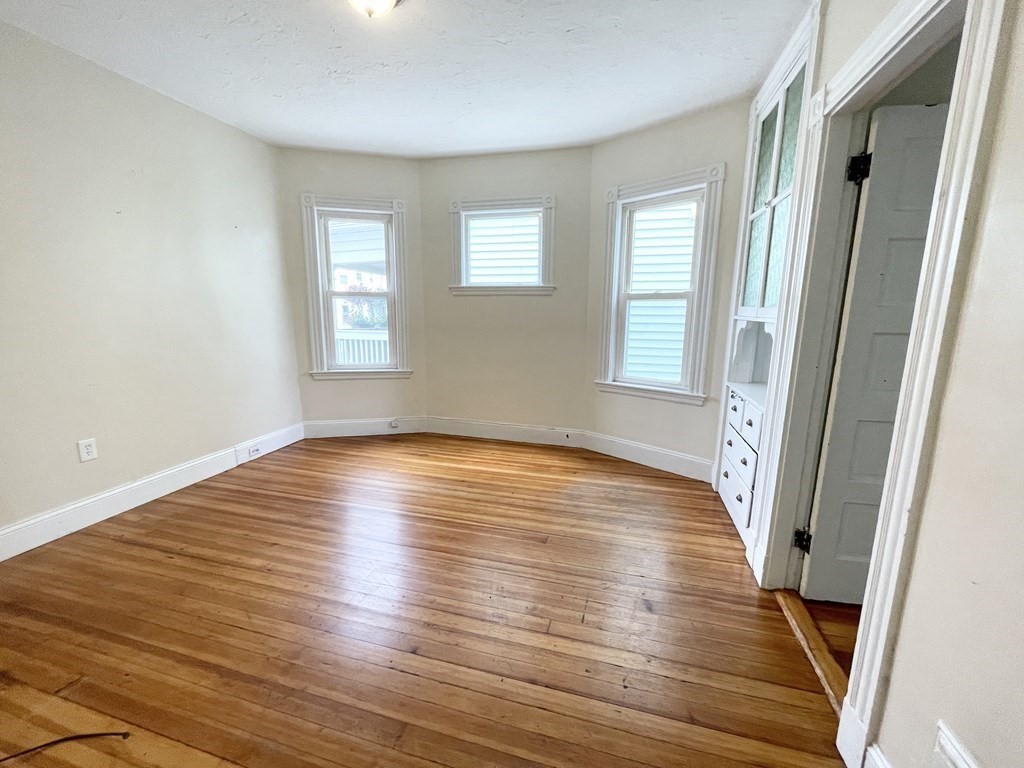 3 bed, 1 bath apartment for rent at 26 Taft Unit 2, Dorchester — photo 7 of 13