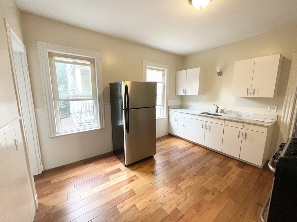 3 bed, 1 bath apartment for rent at 26 Taft Unit 2, Dorchester — photo 1 of 13