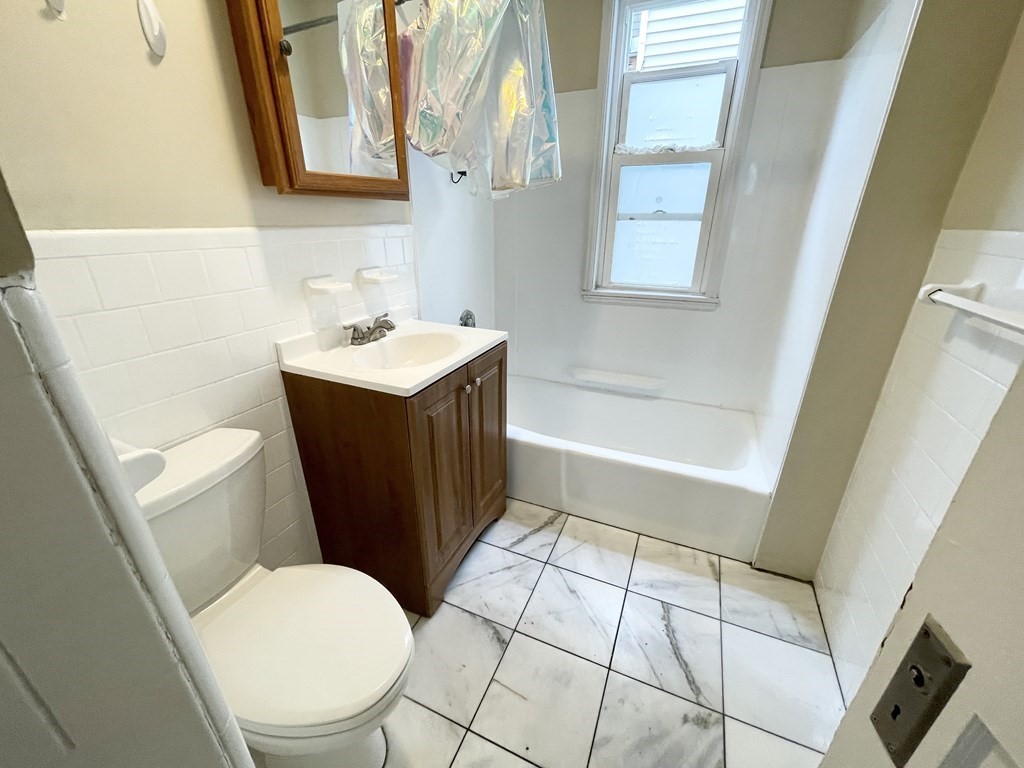 3 bed, 1 bath apartment for rent at 26 Taft Unit 2, Dorchester — photo 12 of 13