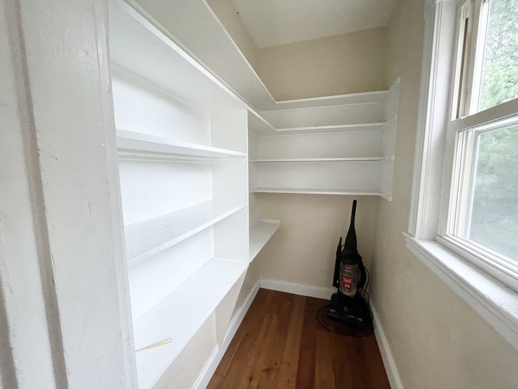 3 bed, 1 bath apartment for rent at 26 Taft Unit 2, Dorchester — photo 4 of 13