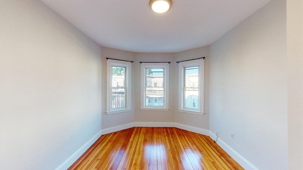 3 bed, 1 bath apartment for rent at 26 Taft Unit 3, Dorchester — photo 6 of 14