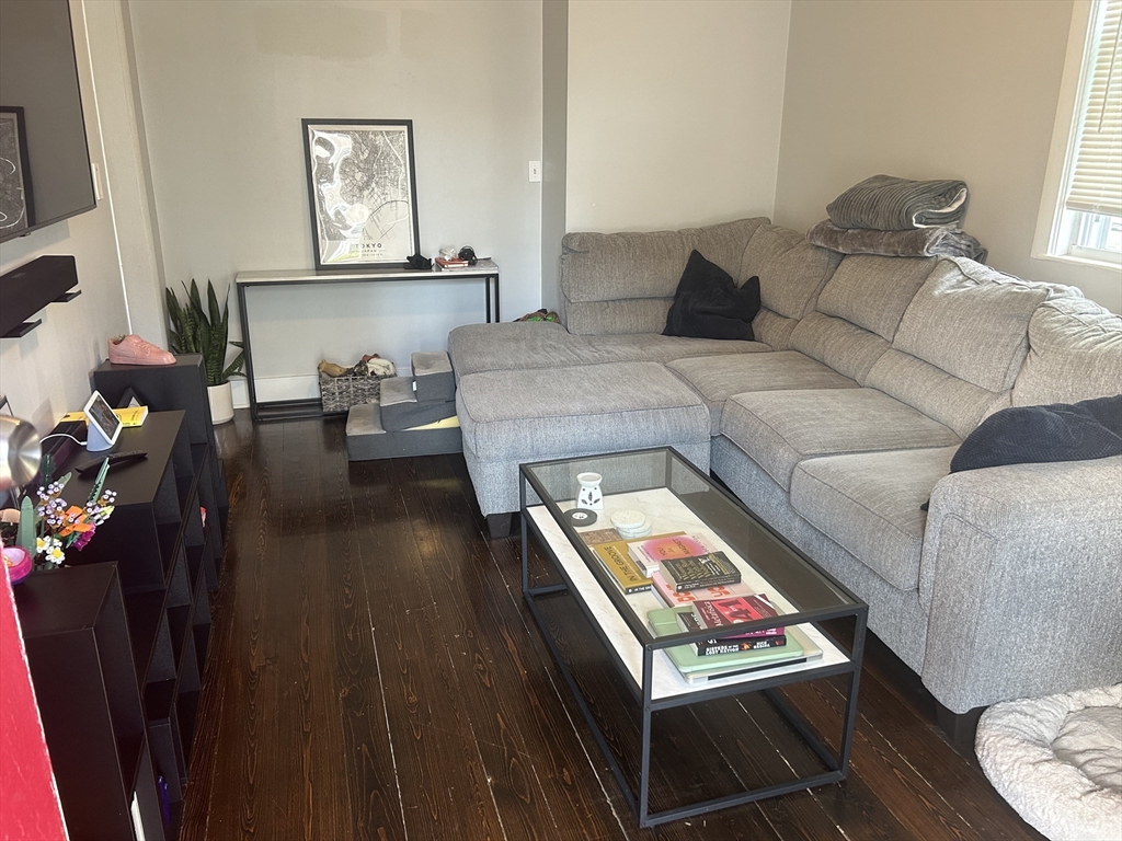 2 bed, 1 bath apartment for rent at 26 Tapley Ave Unit 1, Revere — photo 7 of 10
