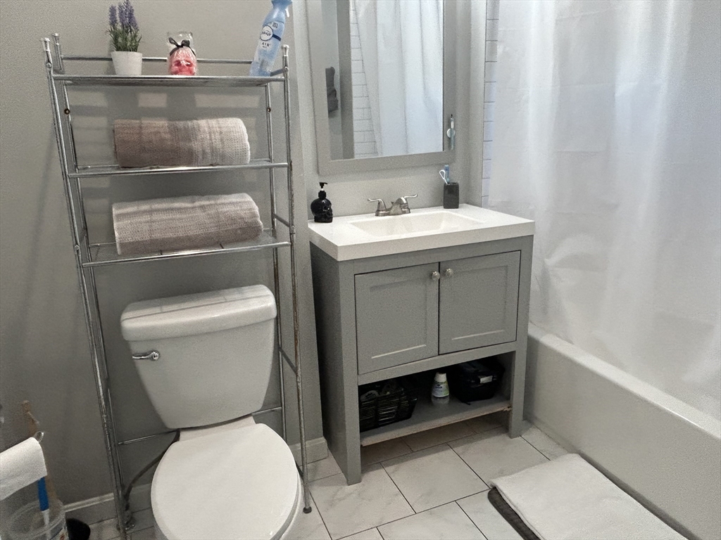 2 bed, 1 bath apartment for rent at 26 Tapley Ave Unit 1, Revere — photo 10 of 10
