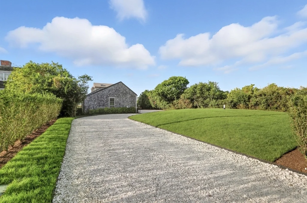 4 bed, 2 bath apartment for rent at 26 Tennessee Ave, Nantucket — photo 29 of 40