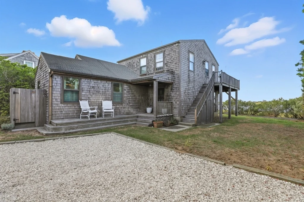 4 bed, 2 bath apartment for rent at 26 Tennessee Ave, Nantucket — photo 33 of 40