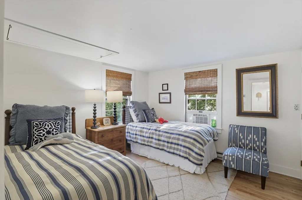 4 bed, 2 bath apartment for rent at 26 Tennessee Ave, Nantucket — photo 10 of 40