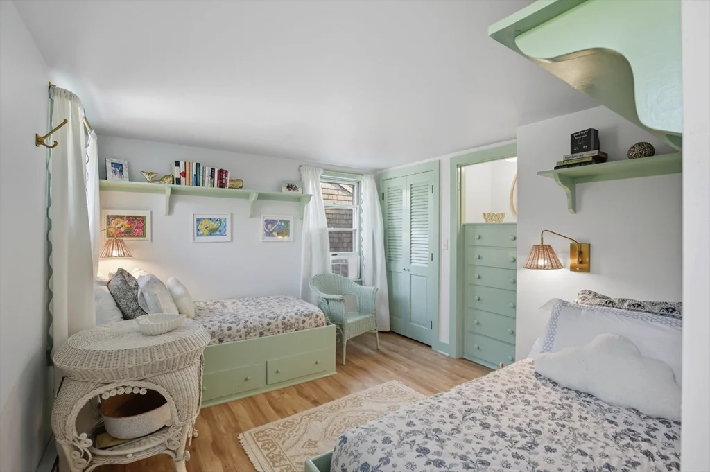 4 bed, 2 bath apartment for rent at 26 Tennessee Ave, Nantucket — photo 11 of 40