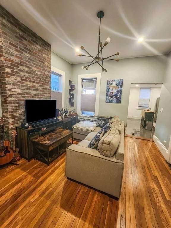 1 bed, 1 bath apartment for rent at 26 Tudor St Unit 1, Chelsea
