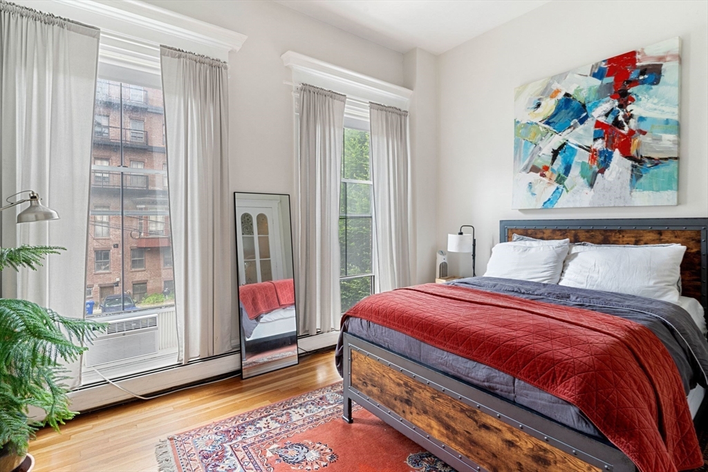 1 bed, 1 bath apartment for rent at 26 Union Park Unit 2, South End — photo 10 of 20