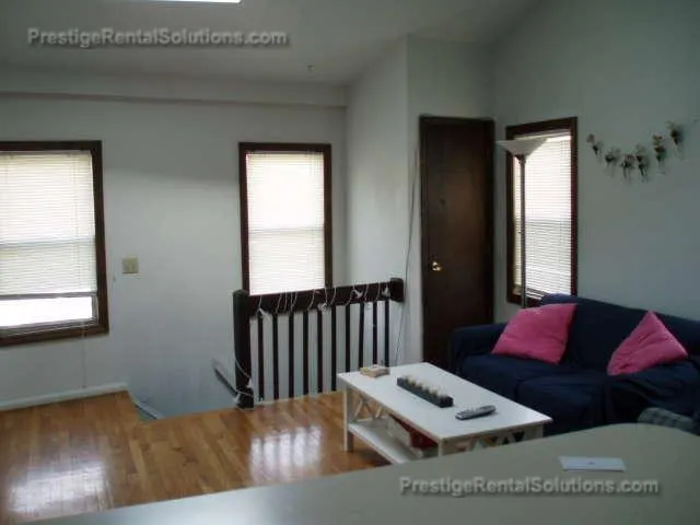3 bed, 1 bath apartment for rent at 26 Union St Unit 1, Brighton — photo 6 of 10