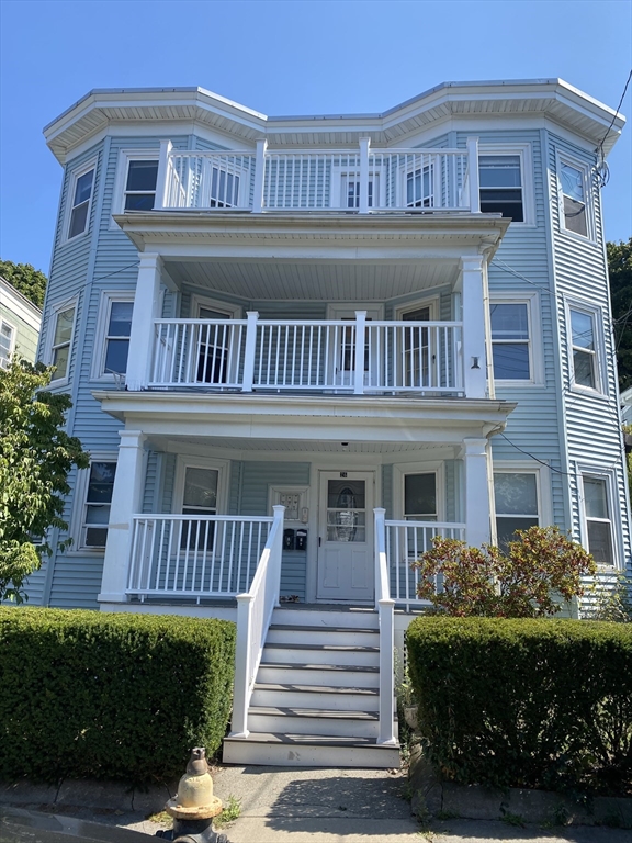 3 bed, 1 bath apartment for rent at 26 Verdun Unit 2, Dorchester — photo 4 of 18