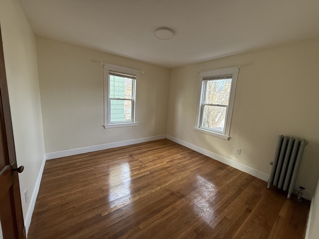 3 bed, 1 bath apartment for rent at 26 Verdun Unit 2, Dorchester — photo 15 of 18