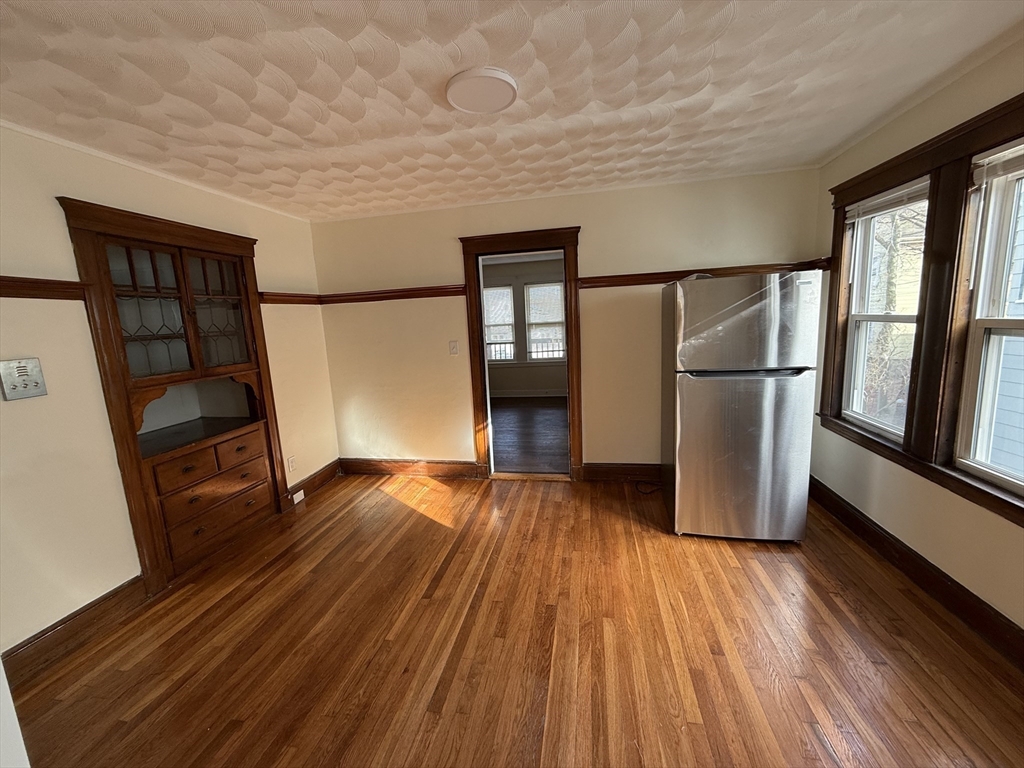 3 bed, 1 bath apartment for rent at 26 Verdun Unit 2, Dorchester — photo 5 of 18
