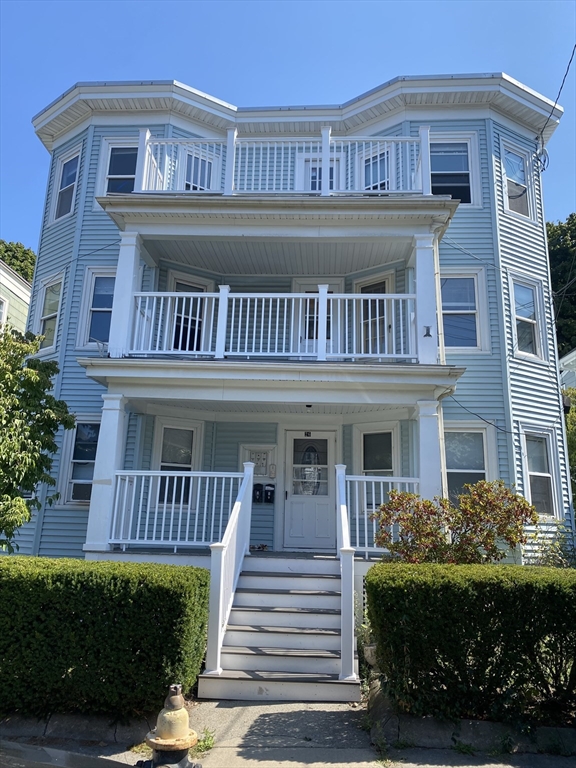 3 bed, 1 bath apartment for rent at 26 Verdun Unit 2, Dorchester