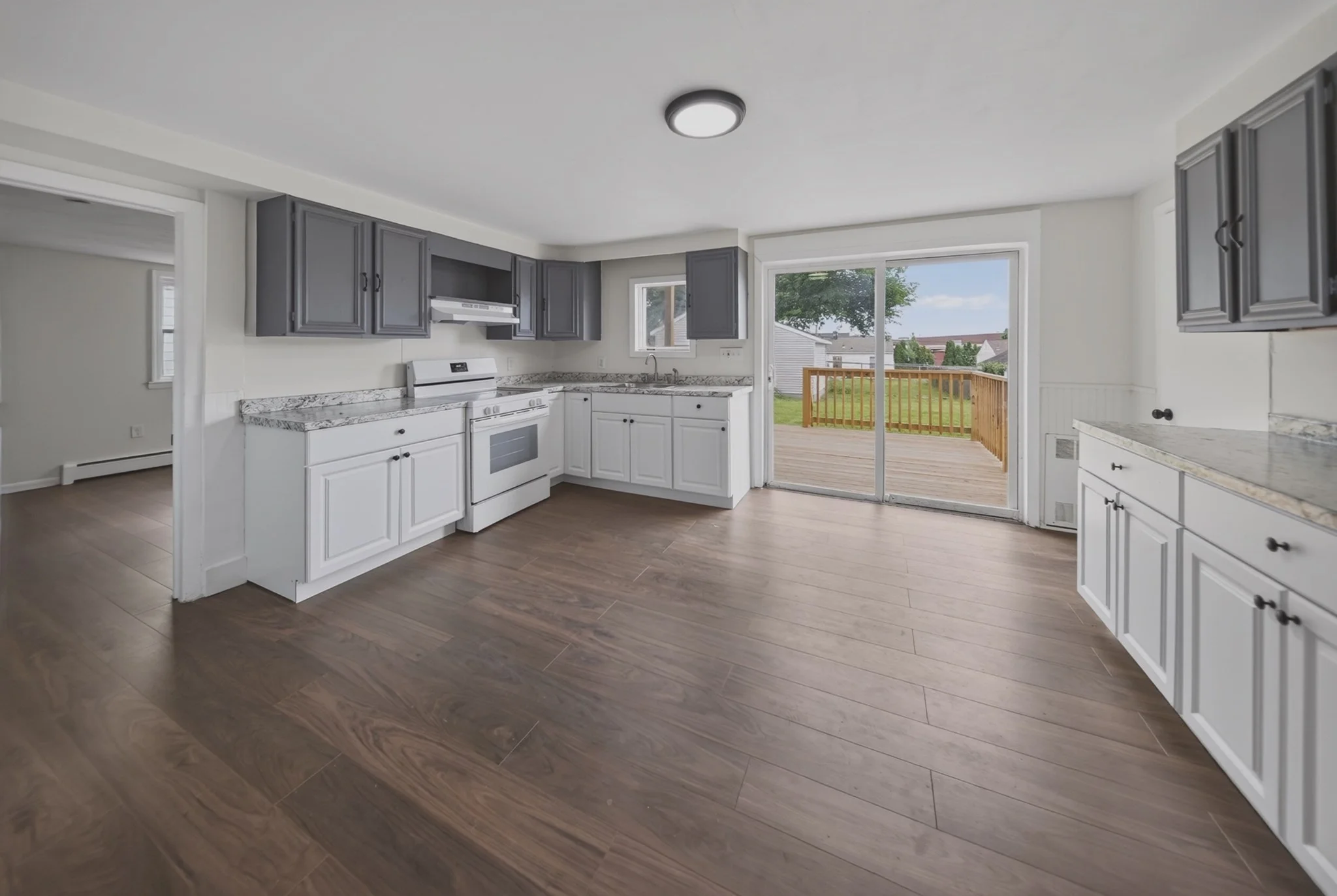 3 bed, 1 bath apartment for rent at 26 Vernon Unit 1, Holyoke — photo 2 of 14
