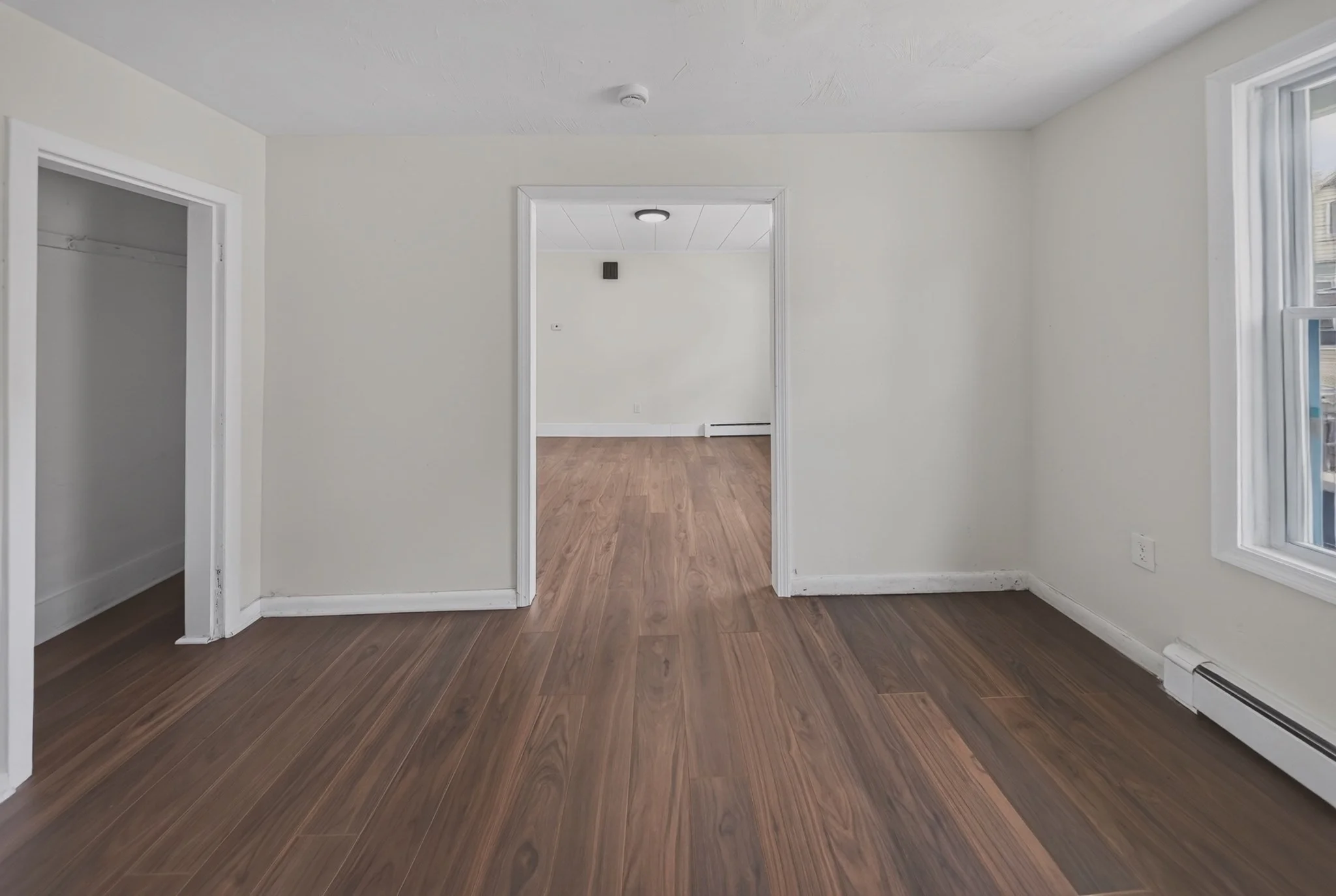 3 bed, 1 bath apartment for rent at 26 Vernon Unit 1, Holyoke — photo 5 of 14