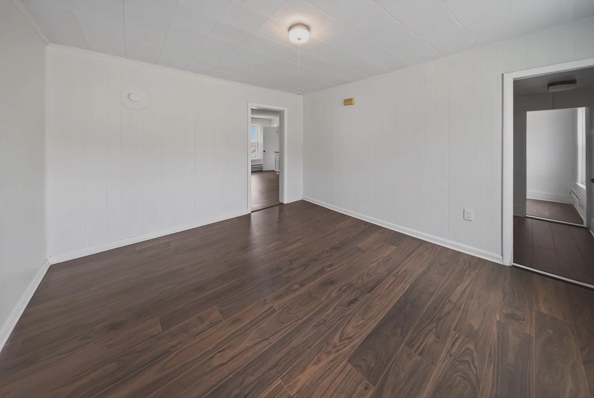 3 bed, 1 bath apartment for rent at 26 Vernon Unit 1, Holyoke — photo 4 of 14