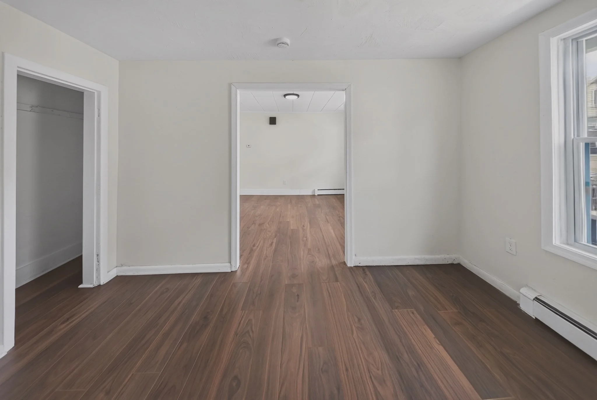 2 bed, 1 bath apartment for rent at 26 Vernon Unit 2, Holyoke — photo 6 of 17