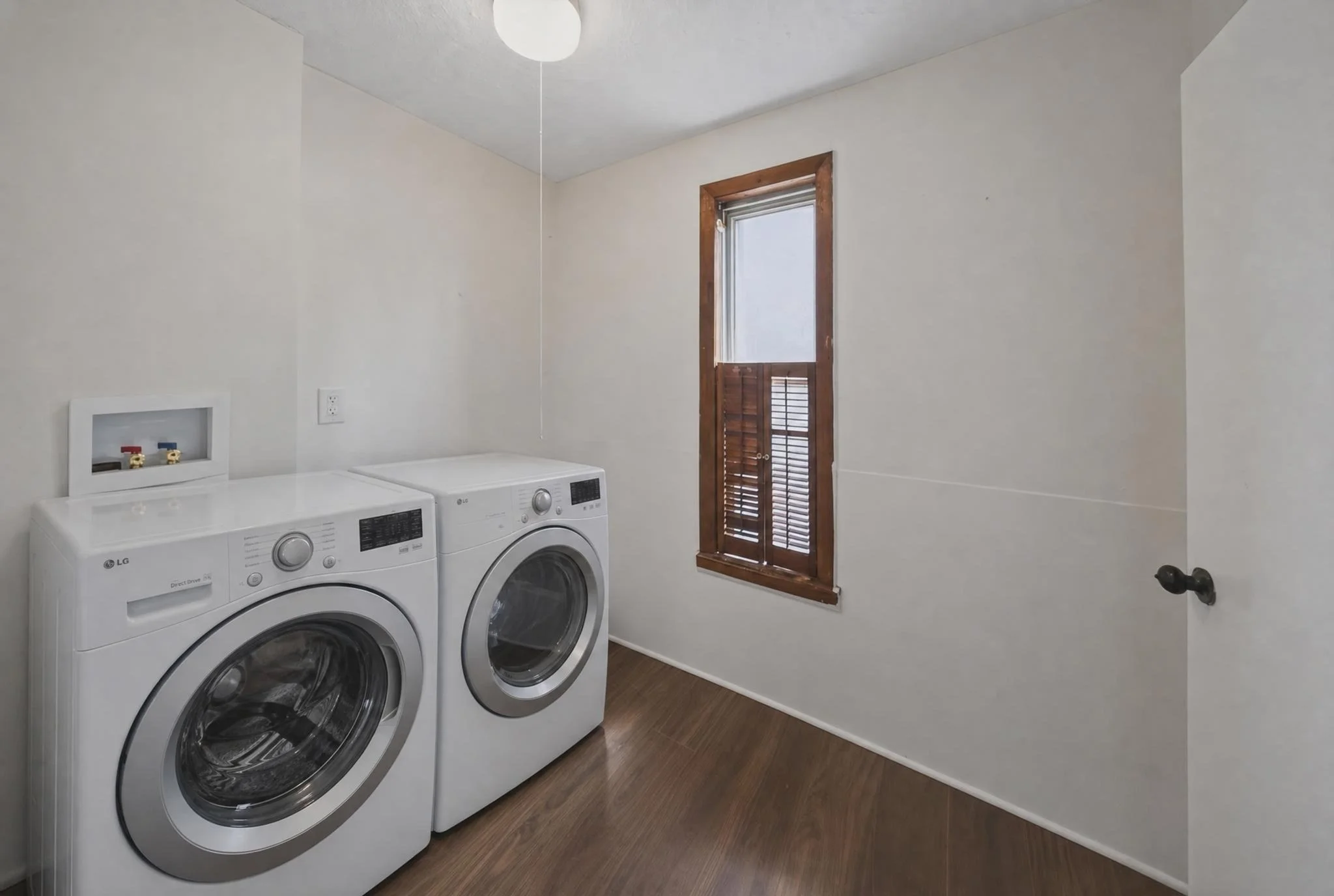 2 bed, 1 bath apartment for rent at 26 Vernon Unit 2, Holyoke — photo 9 of 17