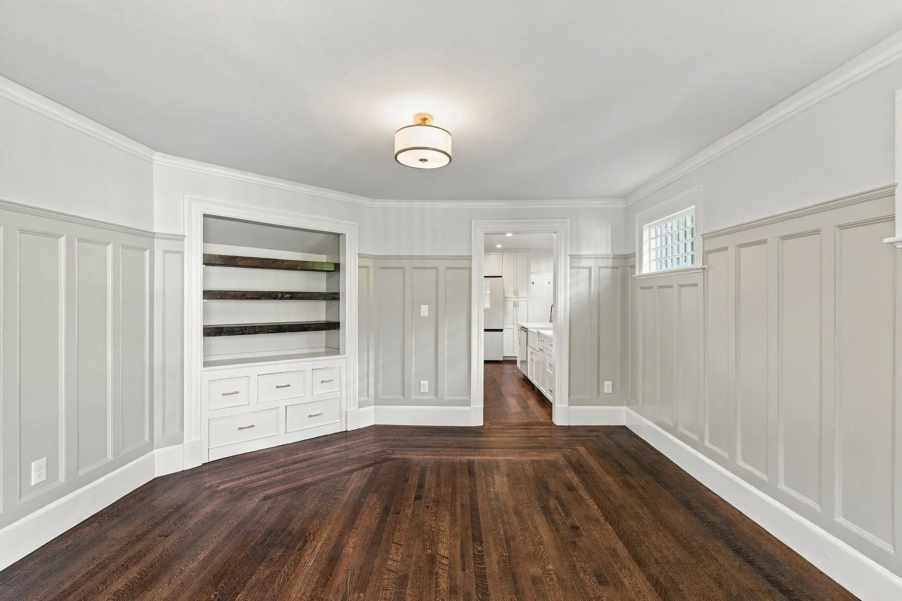 4 bed, 2 bath apartment for rent at 26 Walker Rd, Swampscott — photo 17 of 39