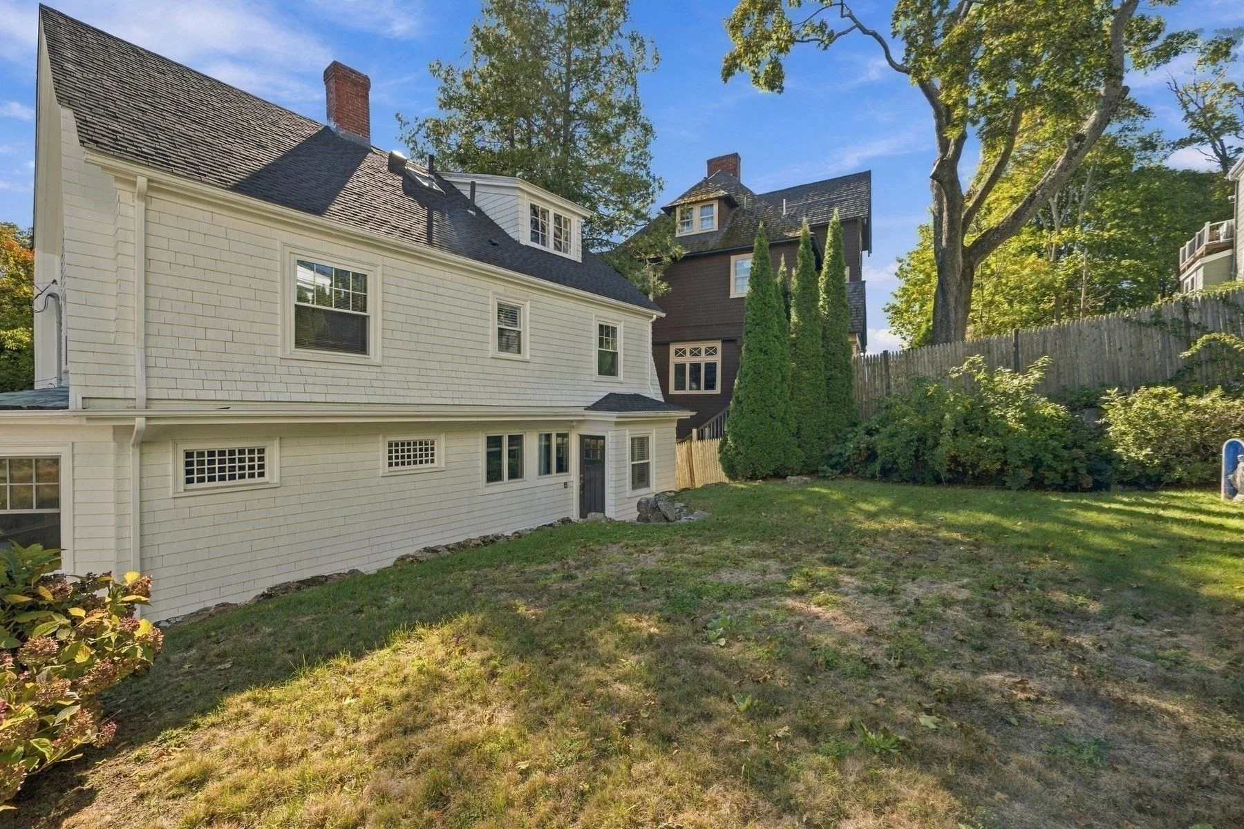 4 bed, 2 bath apartment for rent at 26 Walker Rd, Swampscott — photo 36 of 39