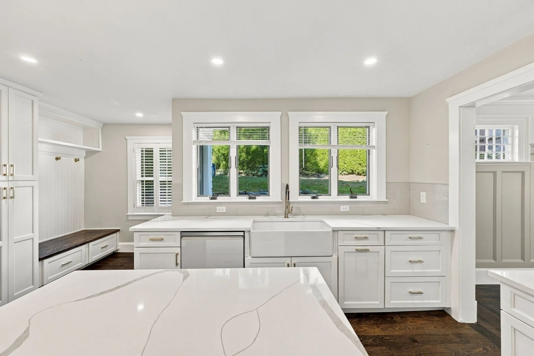 4 bed, 2 bath apartment for rent at 26 Walker Rd, Swampscott — photo 4 of 39